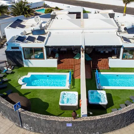 Villa Sea Breeze Callao By Escape