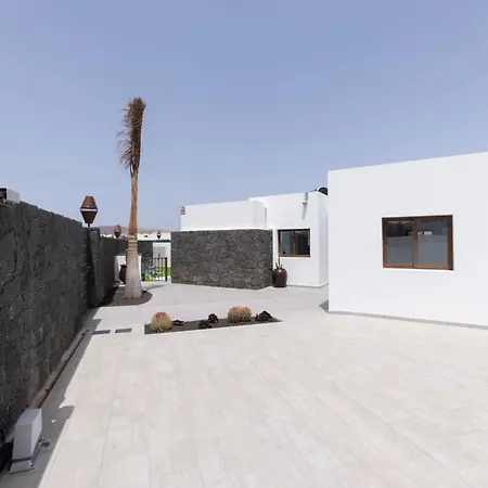 Sea Breeze Callao By Escape *