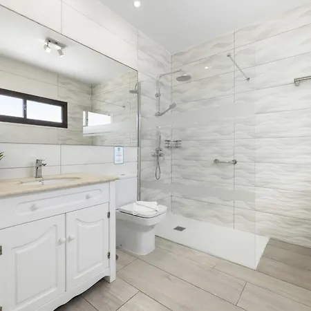 Sea Breeze Callao By Escape Villa